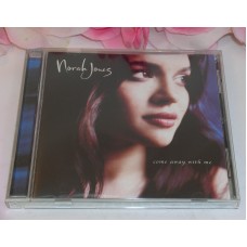 CD Norah Jones Come Away With Me 14 Tracks Gently Used CD 2002 Capitol Records